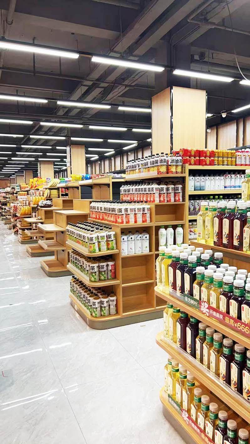 舊菜場變身‘生鮮集市’，‘菜籃子’越拎越舒適，日用百貨銷售煥新顏